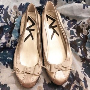 Anne Klein 7.5 silver flats